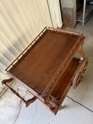 Carrito de madera para bar