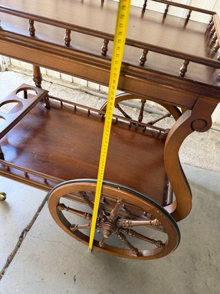 Carrito de madera para bar