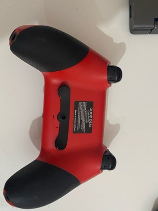 PS4 (PlayStation 4) con 2 mandos pro