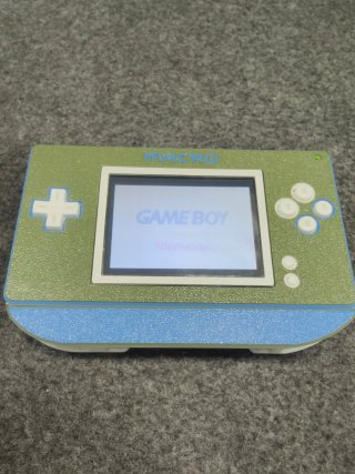 Game Boy Macro Customizzato