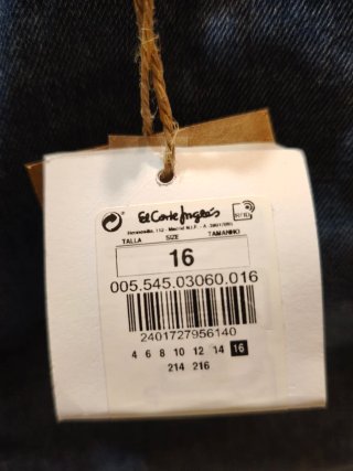 Short vaquero con etiqueta 15-16 años corte ingles