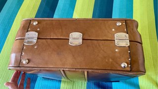 Maleta vintage marrón