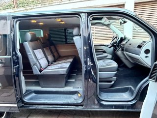 Volkswagen Caravelle 2011
