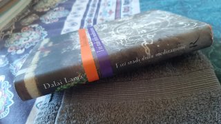 I sei stadi della meditazione del Dalai Lama