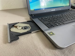 Portátil Sony VAIO VGN-FS295VP