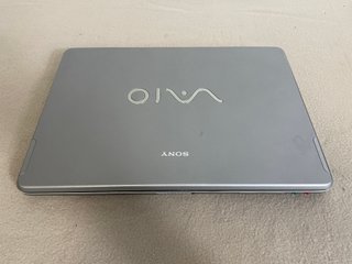 Portátil Sony VAIO VGN-FS295VP