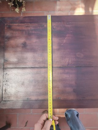 Mesita auxiliar antigua de madera