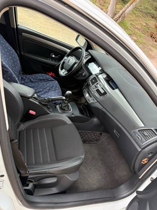 Renault Laguna 2013