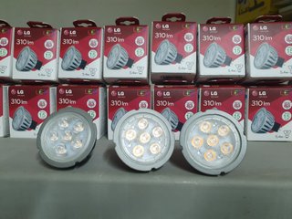 Lote 25 Bombillas LED LG MR16 5.4W Cálida 2700K