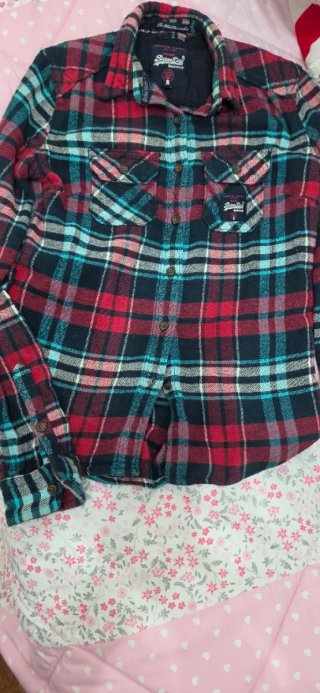 Camisa Superdry cuadros mujer Talla S  Tela gruesa