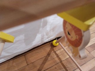 Gimnasio de madera para bebés