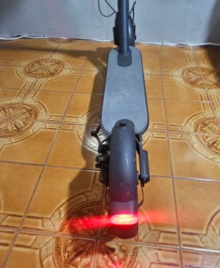 Patinete eléctrico Xiaomi Essential