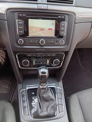 SKODA SUPERB 2.0 TDI FAMILIAR