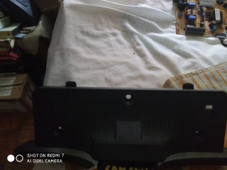 Soporte o peana samsung UE32J4100AW