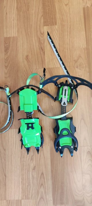 Crampones para hielo y nieve