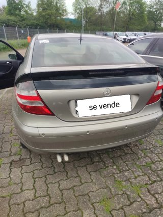 Mercedes-Benz Clase C 2005