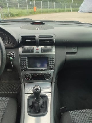 Mercedes-Benz Clase C 2005
