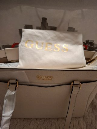Bolso Guess Beige con Monedero ORIGINAL