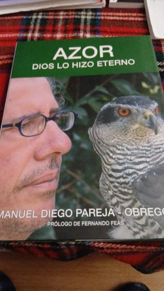 Azor Dios lo hizo eterno