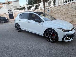 Volkswagen Golf 2025