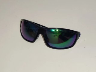 Gafas de sol Polaroid negras