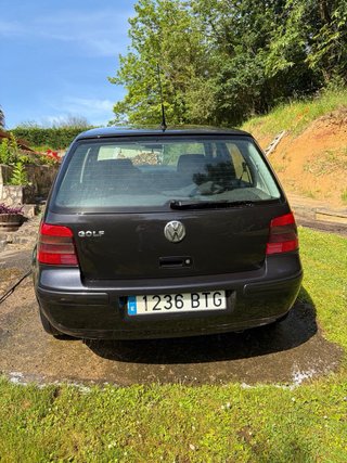 Volkswagen Golf 2002