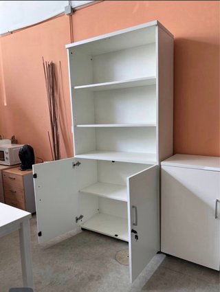 Armario Oficina puertas bajas