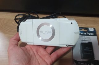 Sony PSP 1000 con cargador y batería