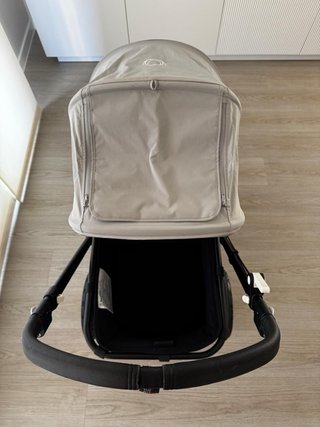 Bugaboo Camaleon con 2 capotas (verano e invierno)
