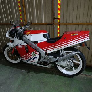 Honda NSR 250 MC18 Roja/Blanca