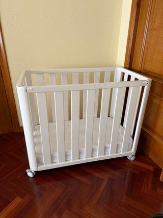 Minicuna madera blanca