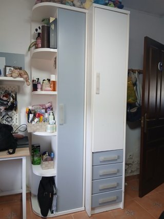 Armario modular blanco y gris
