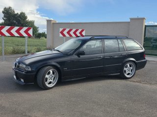 BMW e36 320i touring