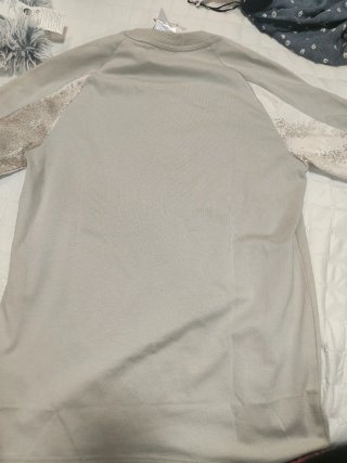Camiseta Adidas XS Beige/Multicolor Nueva