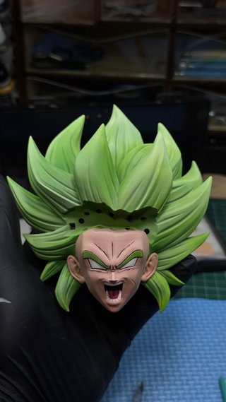 Figura Super Broly