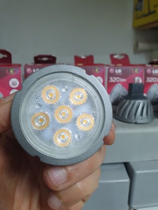 Lote 34 Bombillas LED LG 320 lm 4000k