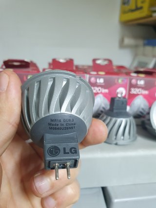 Lote 34 Bombillas LED LG 320 lm 4000k