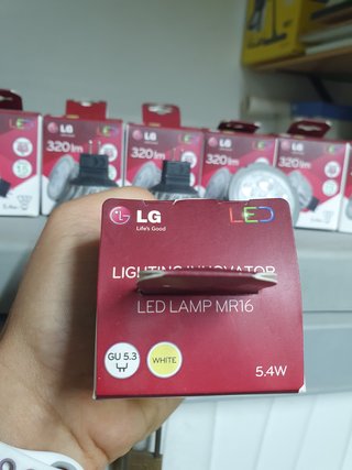 Lote 34 Bombillas LED LG 320 lm 4000k