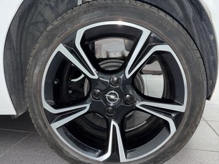 Opel Corsa 1.2T GS LINE