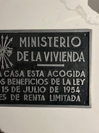 Placa Ministerio de la Vivienda (1954) -