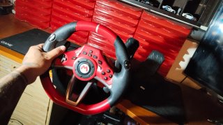 Volante HORI Mario Bros con Pedales