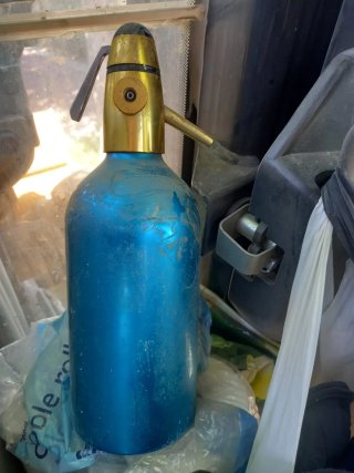 Sifón de soda vintage azul metal
