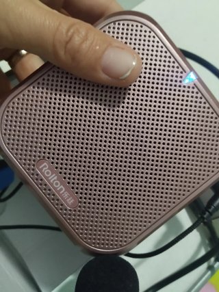 Amplificador de voz Rolton rosa