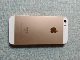 iPhone SE 2016
