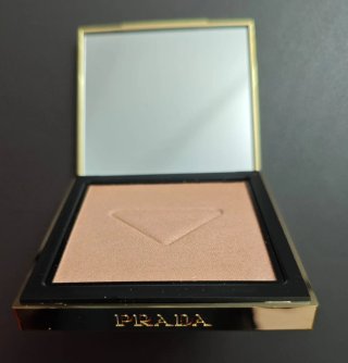 Prada Iluminador Tono Champagne 01 Light