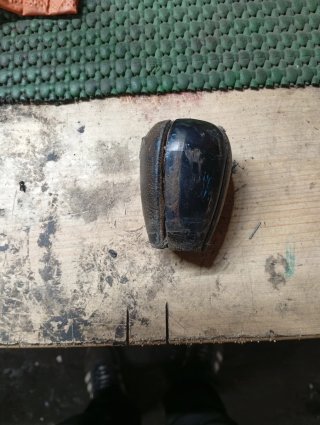 Pomo Abarth de piel para Restaurar