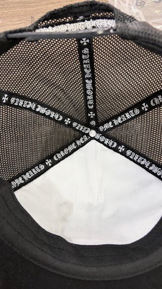 Gorra Chrome Hearts Blanca y Negra