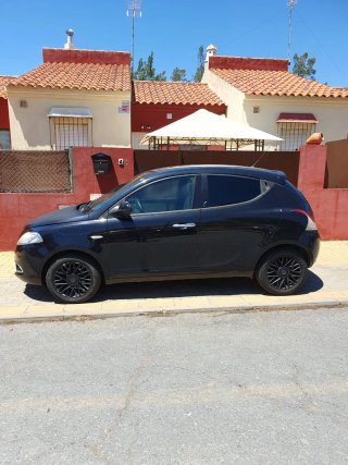 BYD lancia 2015