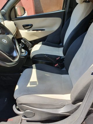 BYD lancia 2015