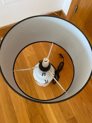 LÁMPARA DE MESA